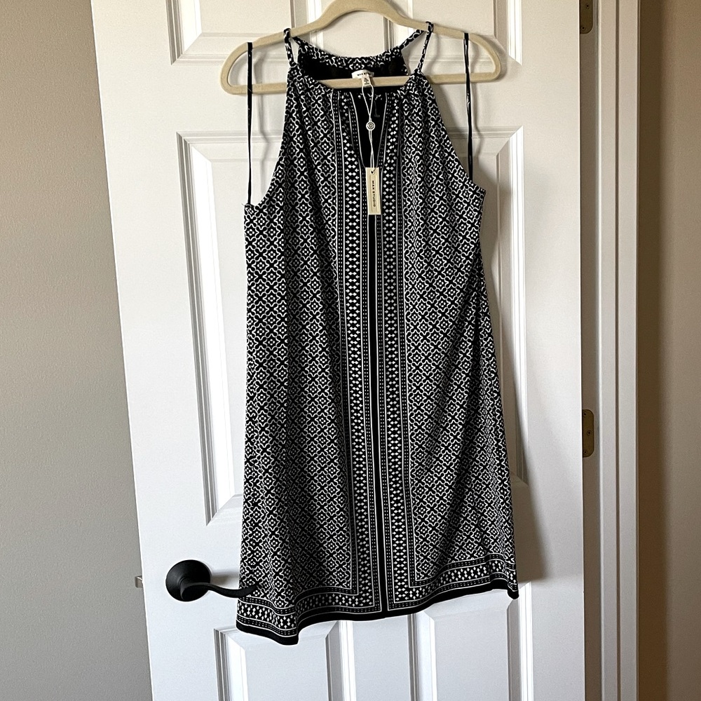 MAX STUDIO black and white dress
